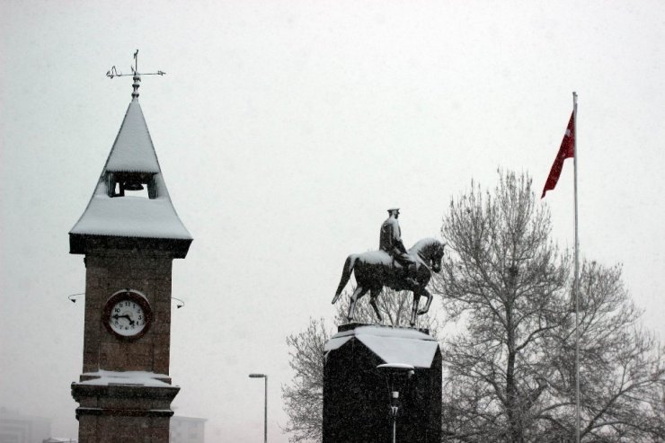 Kayseri’de beyaz şölen