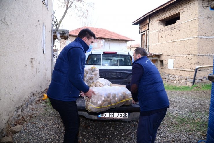 Başkent’te hem çiftçinin hem ihtiyaç sahiplerinin yüzü güldü