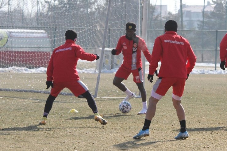 Eskişehirspor, Bandırmaspor maçı hazırlıklarını tamamladı