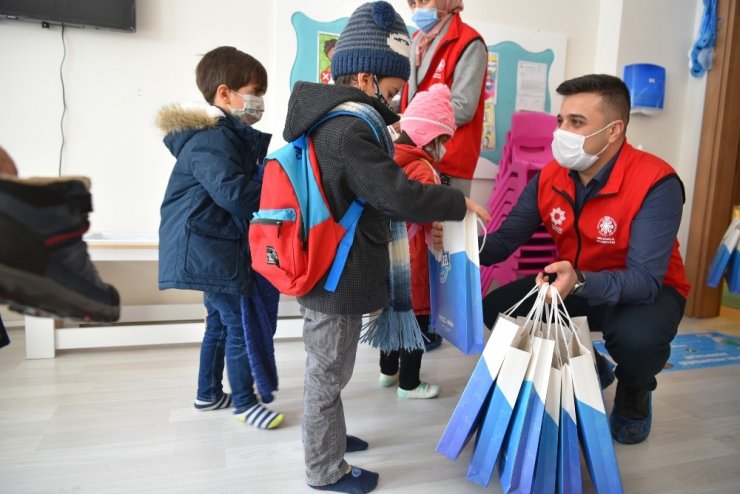 Selçuklu’da çocuklara şivlilik sürprizi