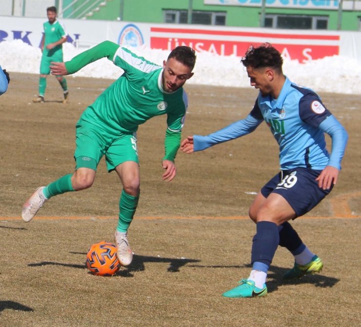 2. Lig Kırmızı Grup: Sivas Belediyespor: 2 - Pazarspor: 0