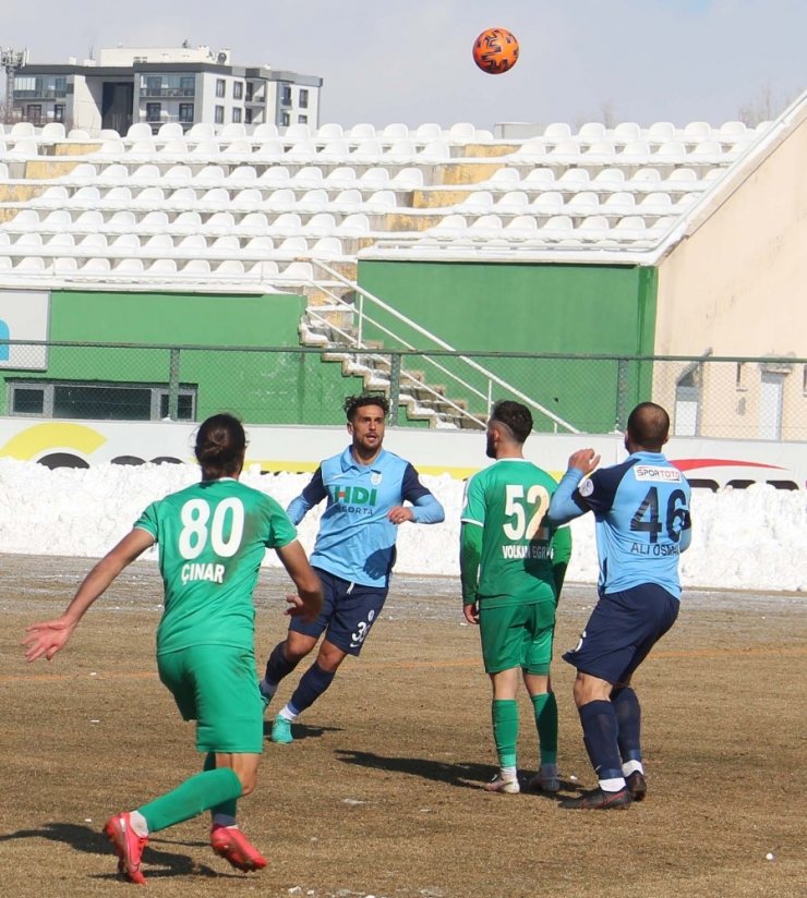 2. Lig Kırmızı Grup: Sivas Belediyespor: 2 - Pazarspor: 0