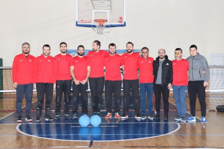 Goalball erkek milli takımı Karaman’da enerji topluyor