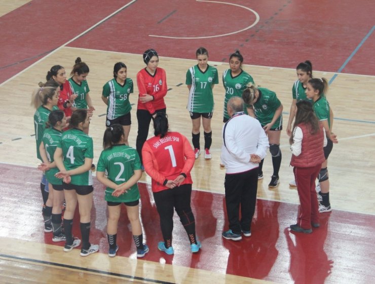 Kadınlar Hentbol Süper Ligi: Sivas Belediyespor: 25 - Üsküdar Belediyespor: 27