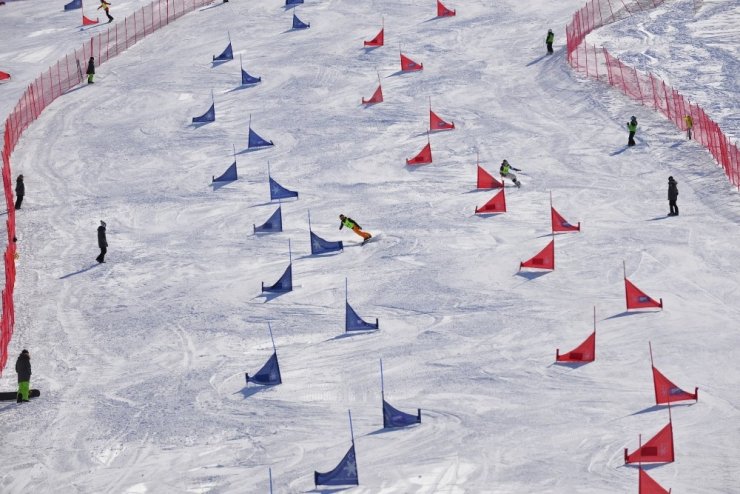 Erciyes’te Snowboard Rüzgarı