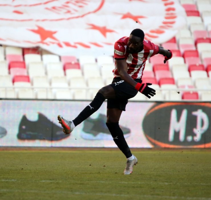 Süper Lig: DG Sivasspor: 2 - Kayserispor: 0 (Maç sonucu)