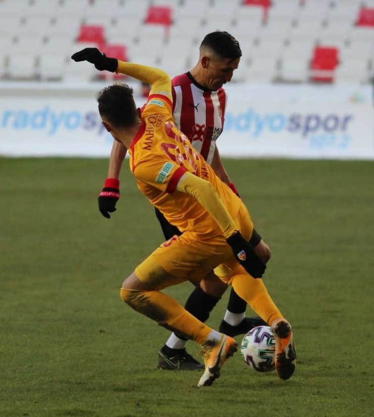 Süper Lig: DG Sivasspor: 2 - Kayserispor: 0 (Maç sonucu)