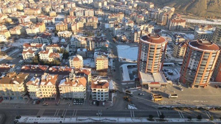 Gazi Caddesindeki altyapı çalışmaların startını Başkan Savran verdi