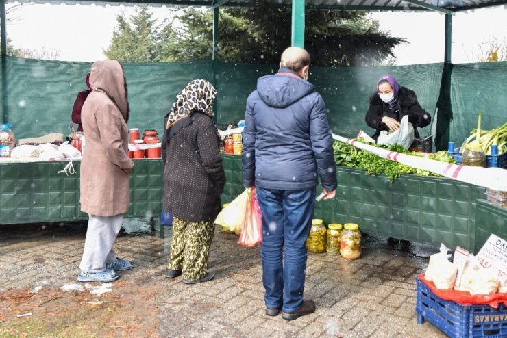 Kadın eli ile üretilen doğal ürünler yoğun ilgi görüyor