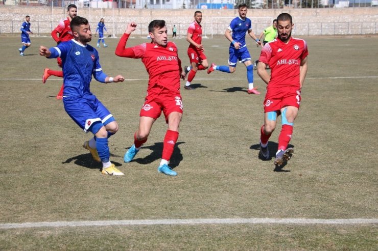 2. Lig Beyaz Grup: Niğde Anadolu FK:0 Çorum FK: 0