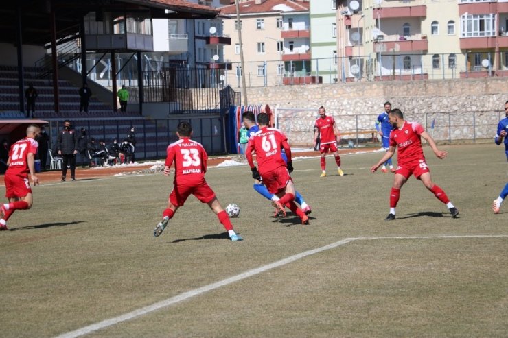 2. Lig Beyaz Grup: Niğde Anadolu FK:0 Çorum FK: 0