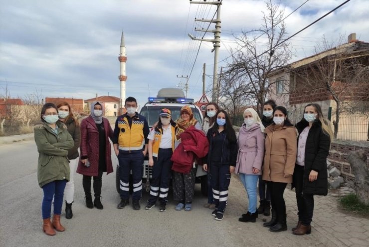 Ambulans sireni bu kez Elif’in mutluluğu için çaldı