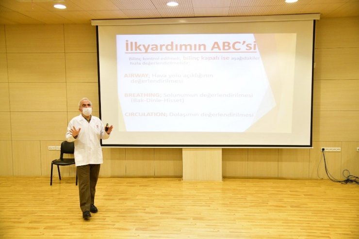 Mamak’ta belediye personeline iş sağlığı ve güvenliği semineri