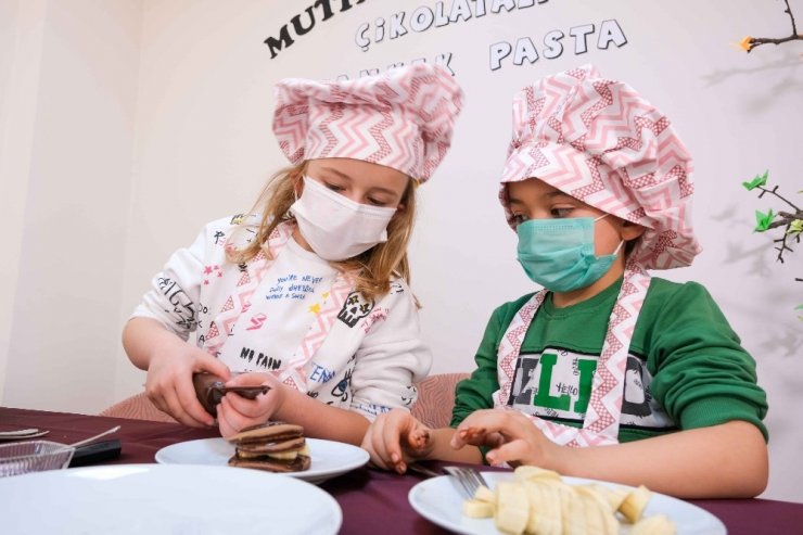 Altındağ’ın minik aşçıları yeni döneme kendi pastalarını yaparak girdiler