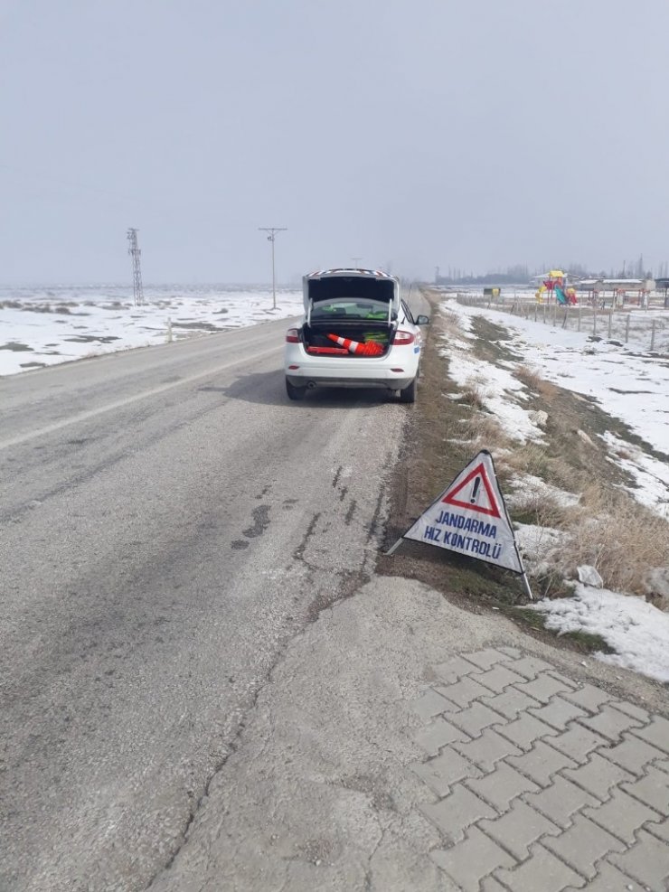 Ereğli’de jandarmadan denetim ve radar uygulaması