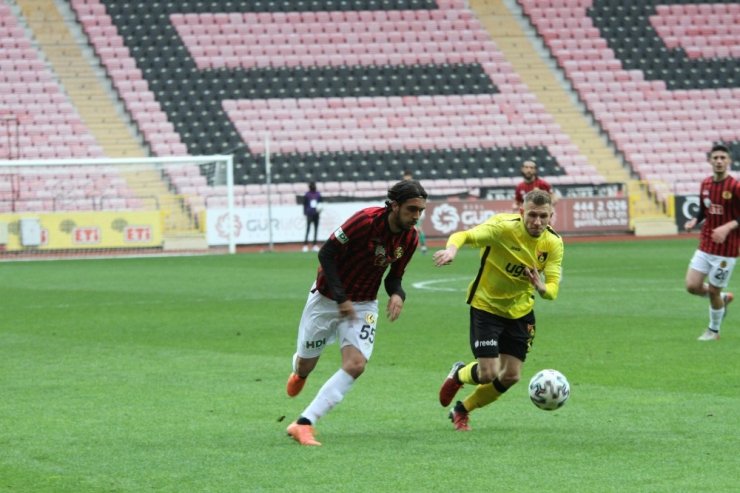 TFF 1. Lig: Eskişehirspor: 0 - İstanbulspor: 3