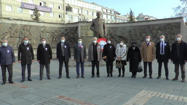 Kayseri’de ‘Muhasebe Haftası’ nedeni ile çelenk koyma töreni yapıldı