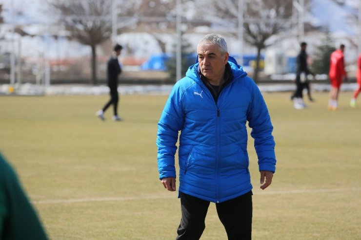 Rıza Çalımbay: “Hatayspor’dan çekinmiyoruz”