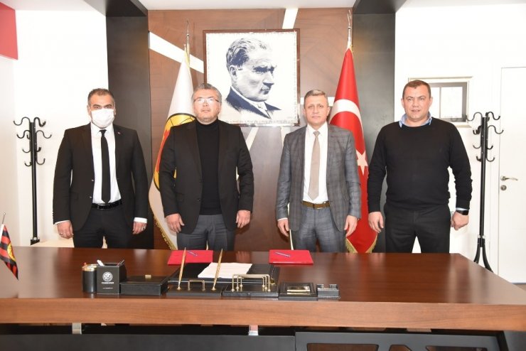 Eskişehirspor Hatıra Ormanı için imzalar atıldı