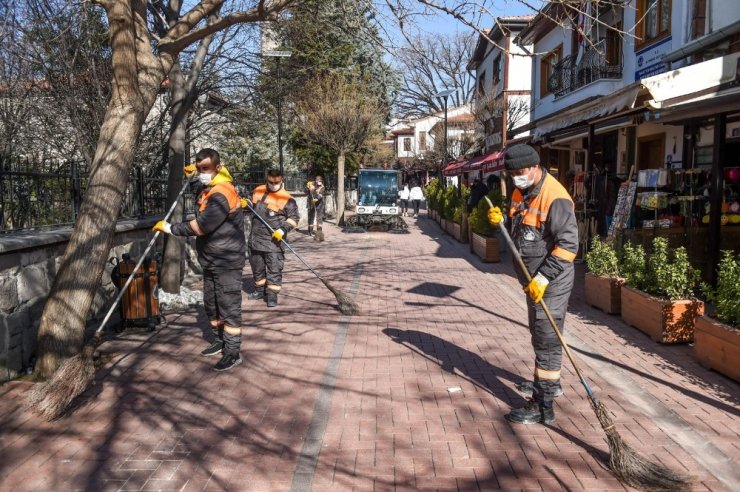 Altındağ Belediyesi’nden Hamamönü’nde temizlik çalışması