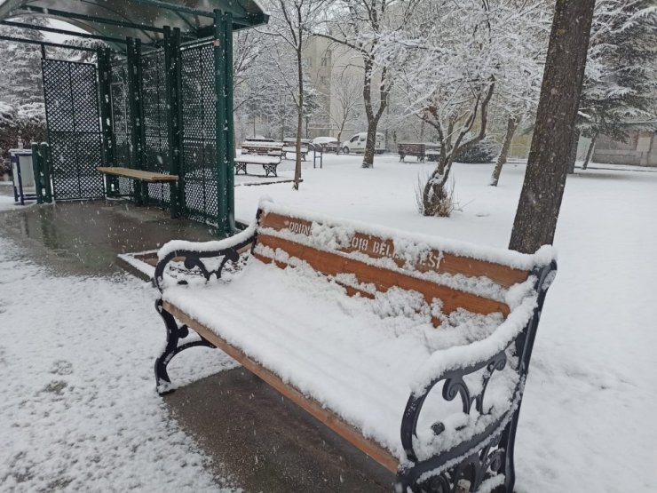 Eskişehir’de dün yazdı bugün kış