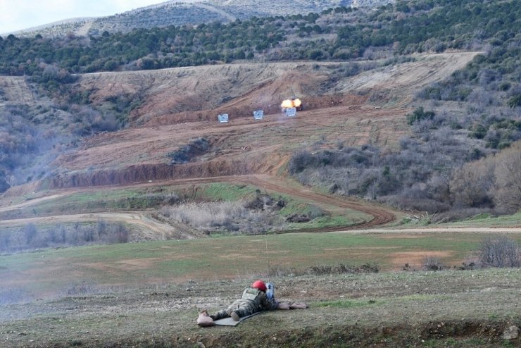 MSB: “Çanakkale’de tanksavar silahları ile atış eğitimi icra edildi. Hedefler tam isabetle vuruldu”