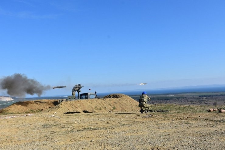 MSB: “Çanakkale’de tanksavar silahları ile atış eğitimi icra edildi. Hedefler tam isabetle vuruldu”