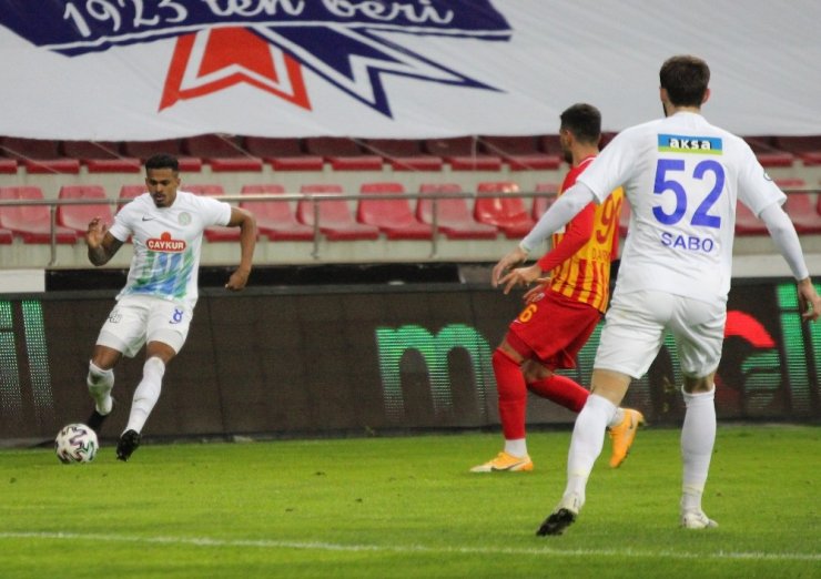 Süper Lig: Kayserispor: 2 - Çaykur Rizespor: 1 (Maç sonucu)