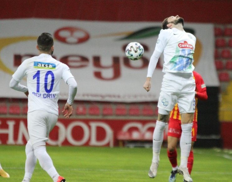 Süper Lig: Kayserispor: 0 - Çaykur Rizespor: 0 (Maç devam ediyor)