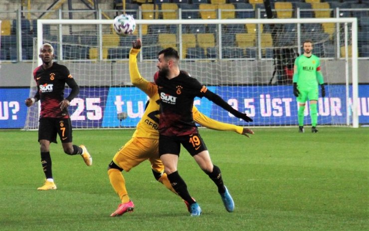 Süper Lig: MKE Ankaragücü: 1 - Galatasaray: 0 (İlk yarı)