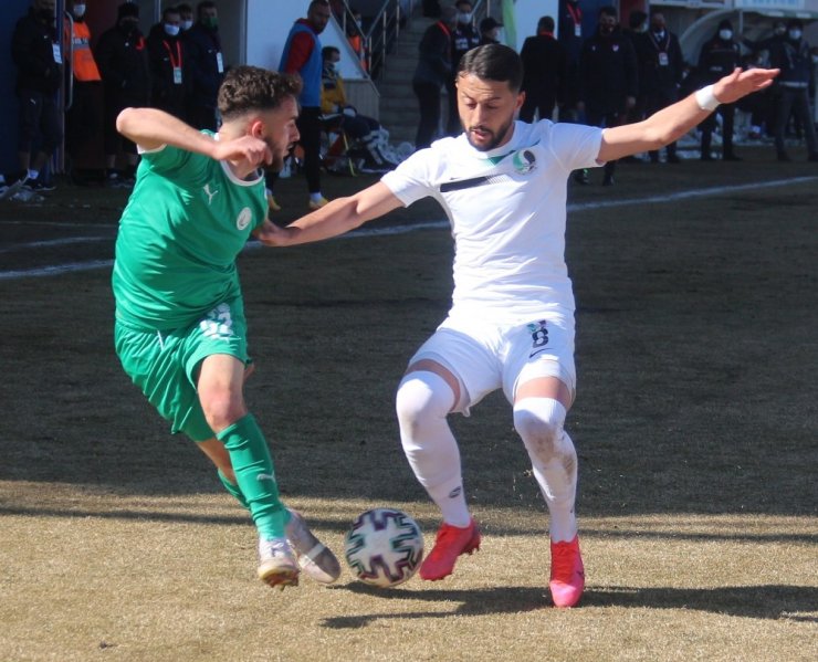 2. Lig: Sivas Belediyespor: 2 - Sakaryaspor: 2