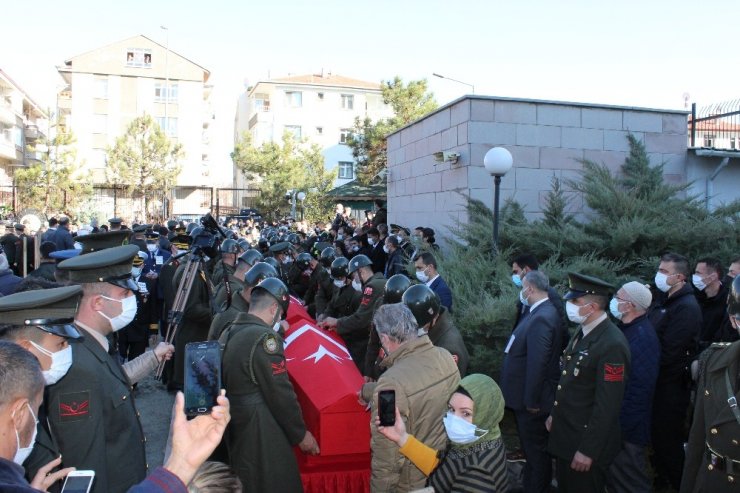 Bitlis şehitleri Ankara’da Cebeci Şehitliği’ne defnedildi