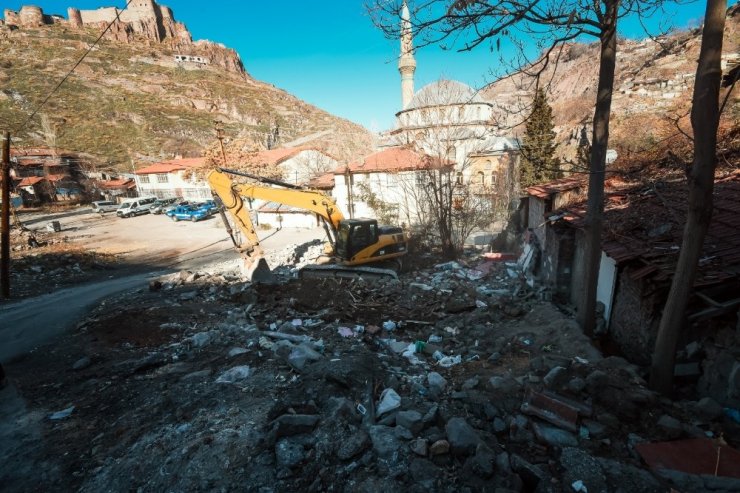 Ankara Kalesi çevresinde dönüşüm başladı