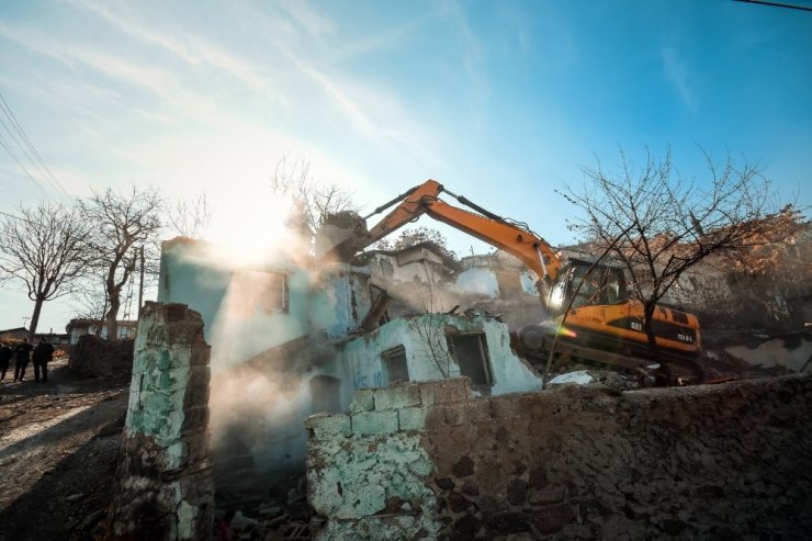 Ankara Kalesi çevresinde dönüşüm başladı