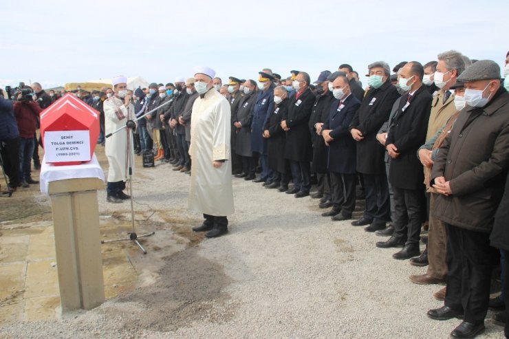 Şehit Demirci son yolculuğuna uğurlandı