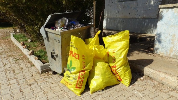 Karamanlı gençler başlattıkları kampanyaya destek bekliyor