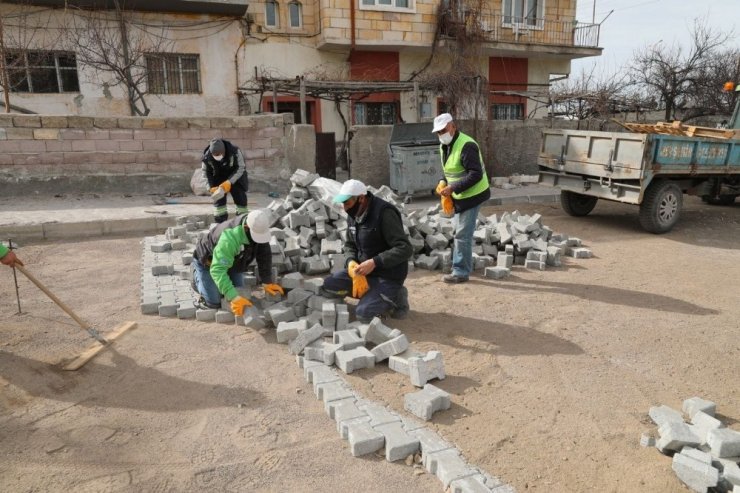 Belediye ekipleri hafta sonu saha çalışmalarını sürdürdü