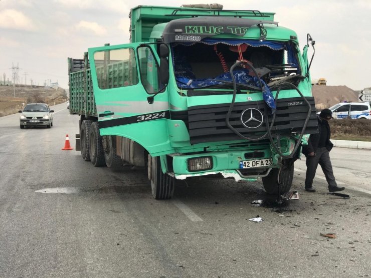 Konya’da tanker ile kamyon çarpıştı: 1 yaralı