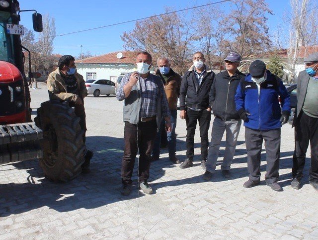 Tomarza’nın Pusatlı mahallesi sakinleri arazi toplulaştırmasından memnun değil