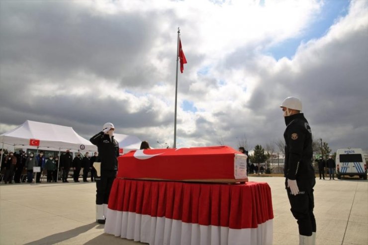 Vefat eden polis memuru için tören düzenlendi