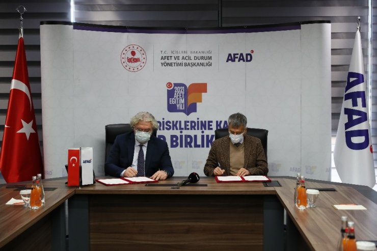 AFAD ile Eczacılar Birliği arasında iş birliği protokolü