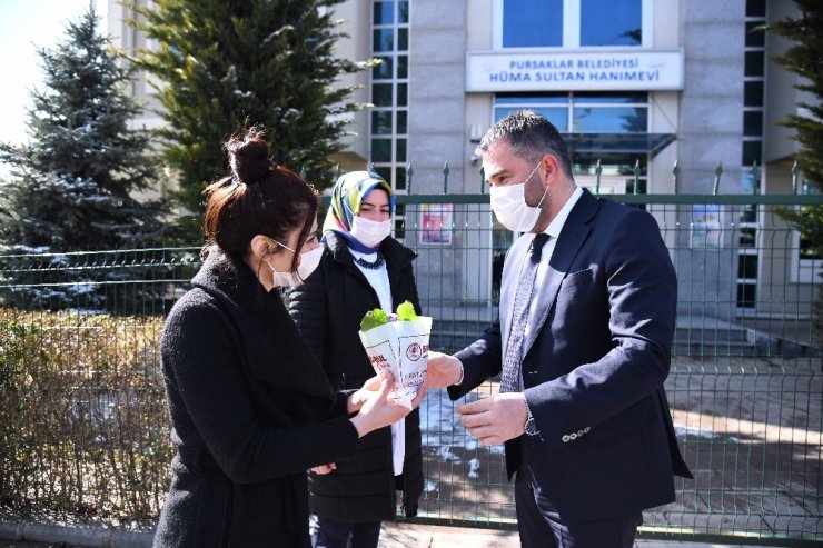 Pursaklar Belediye Başkanından, Kadınlar Gününe özel jesti