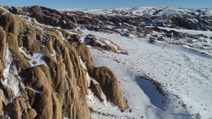 Dünya’daki Mars’ta kış güzelliği