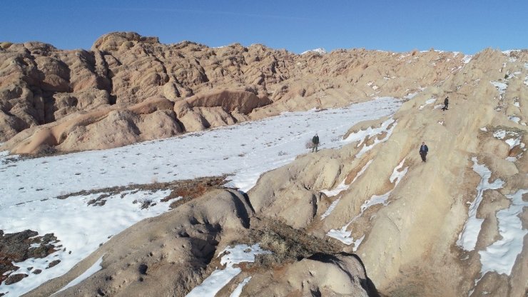 Dünya’daki Mars’ta kış güzelliği