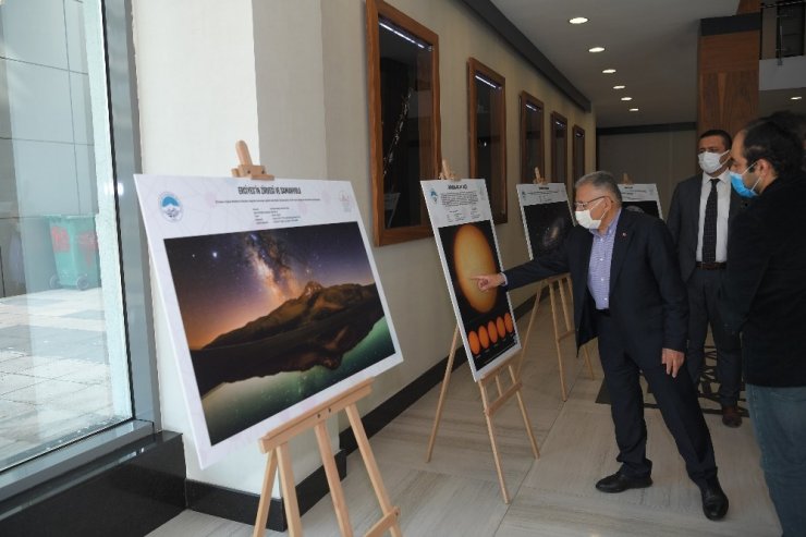 Başkan Büyükkılıç, Gök Kubbe Astrofotoğraf Sergisini gezdi