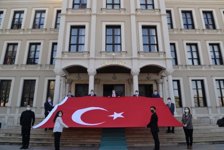 81 ilden 81 bayrak Çanakkale’de buluşacak