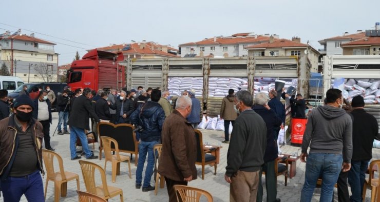 Kulu’da çiftçilere 107 ton sertifikalı mercimek tohumu dağıtıldı