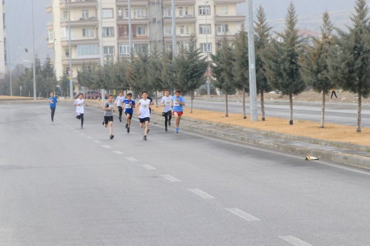 Atletizm Geliştirme Projesi İl Karmaları Kros yarışları sona erdi