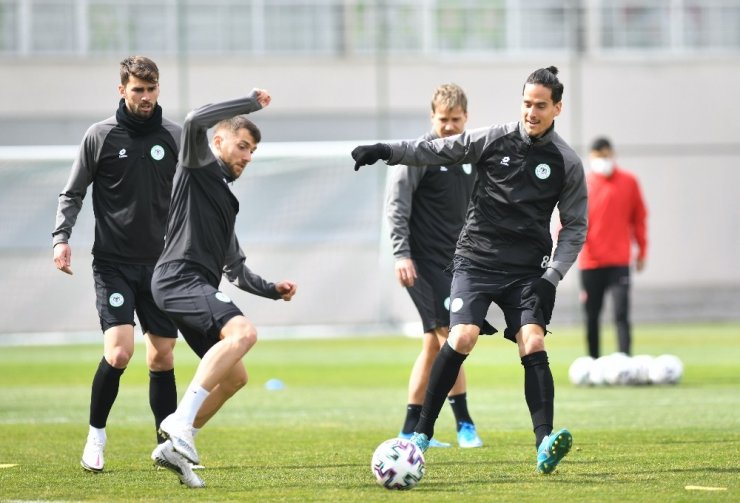 Konyaspor, Kasımpaşa maçı hazırlıklarına devam etti