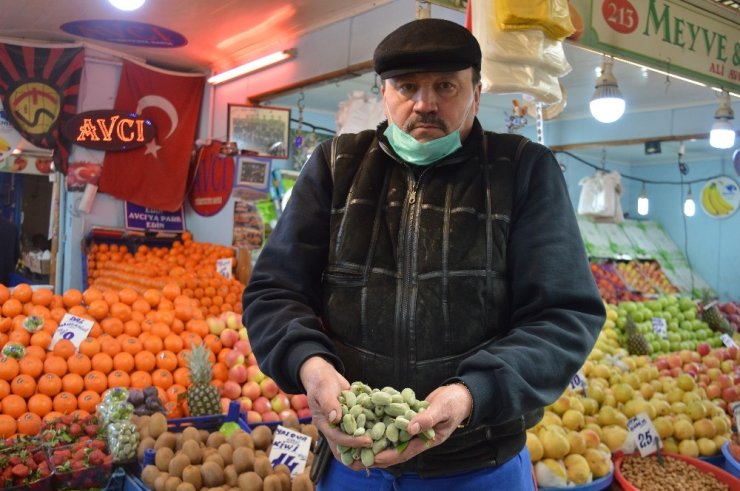 Çağla sezonu 50 TL’den açtı